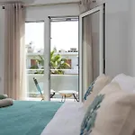Wave 1 Min Walk To Near Center Daire *